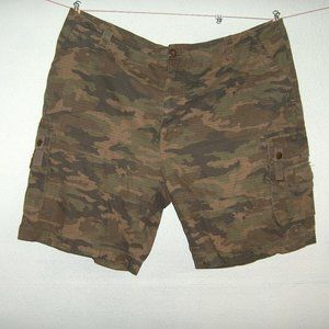 Guide Gear Camo Cargo Shorts, Size 40, Measure Correct